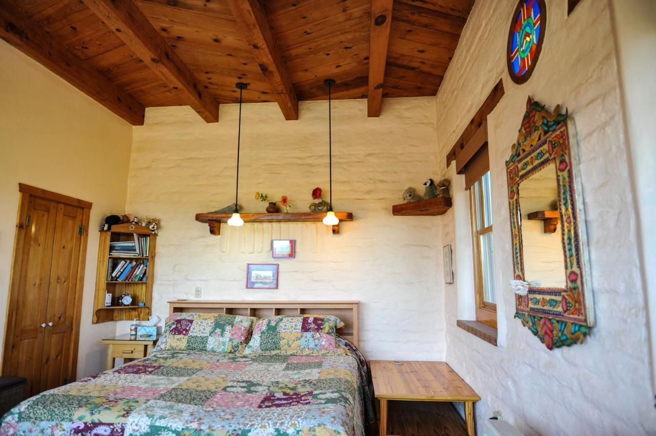 Heart And Wings Retreat Center Apartment Silver City Exterior photo