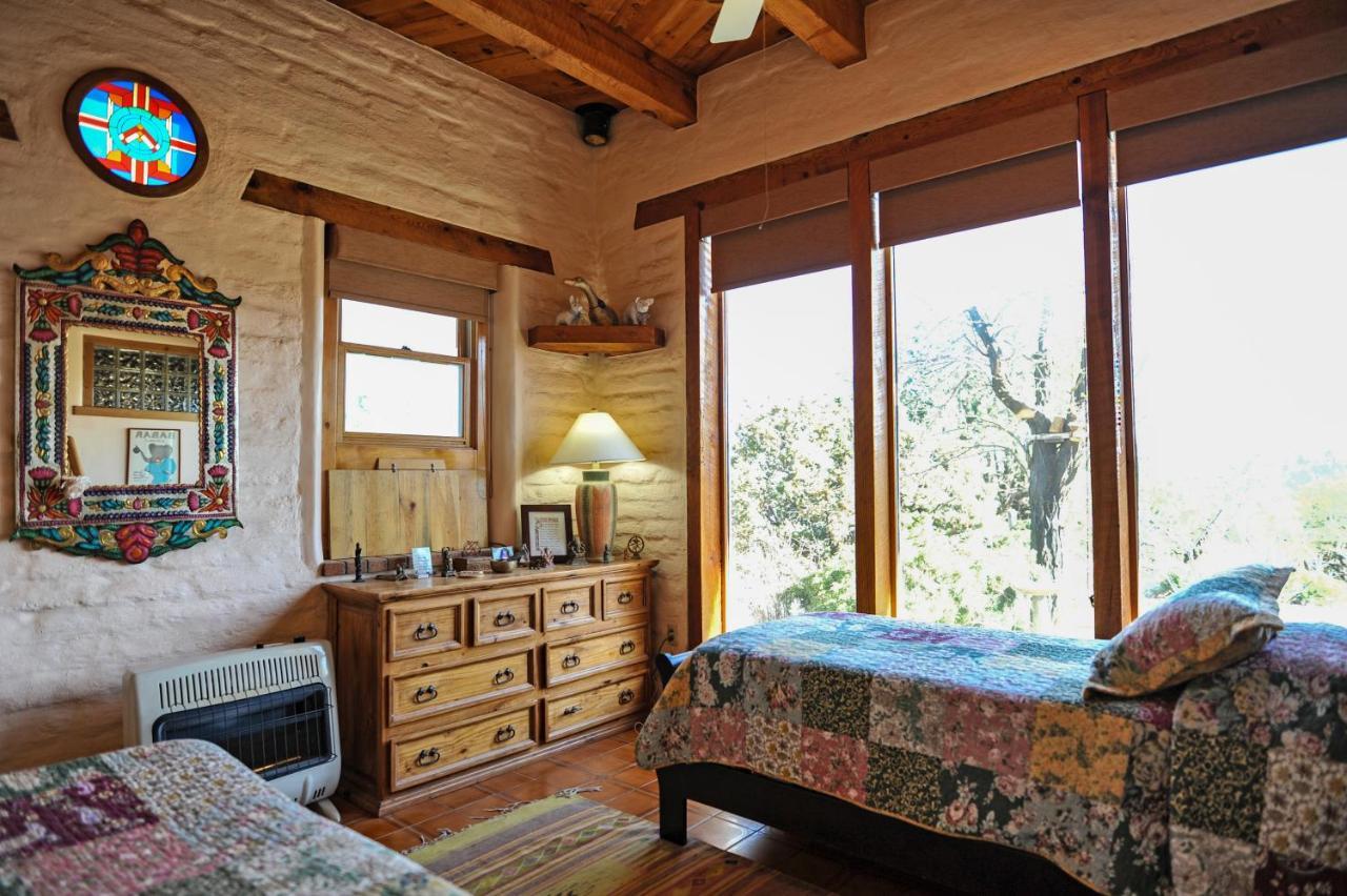 Heart And Wings Retreat Center Apartment Silver City Exterior photo