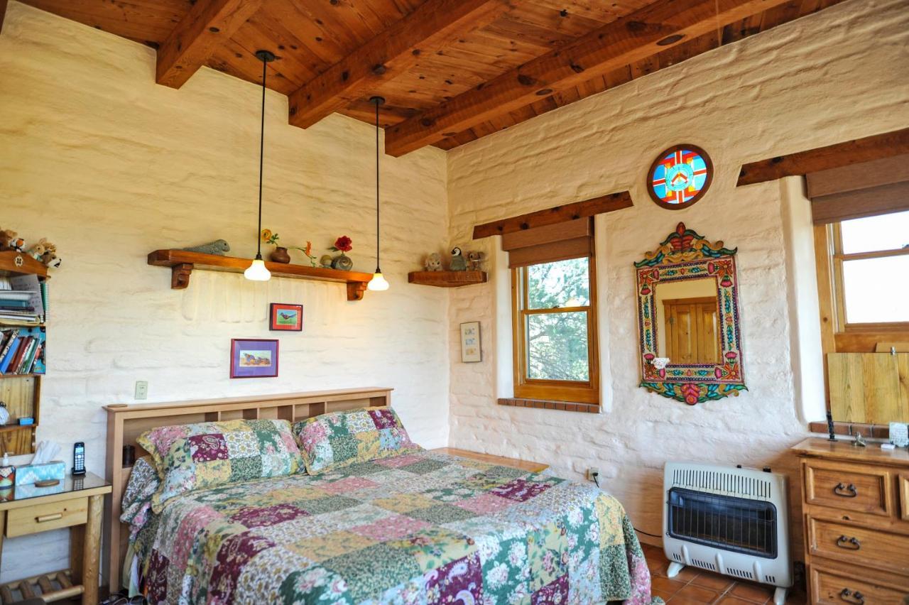 Heart And Wings Retreat Center Apartment Silver City Exterior photo