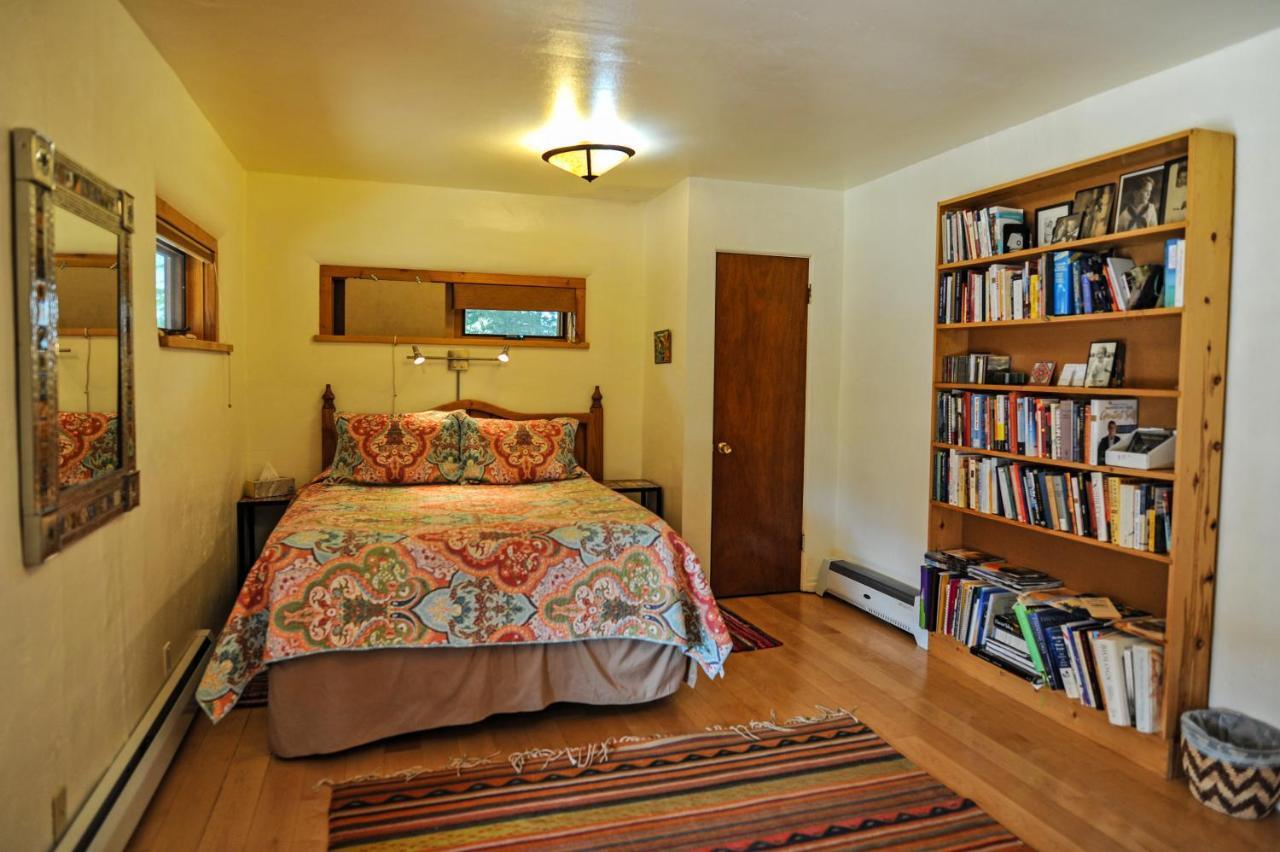 Heart And Wings Retreat Center Apartment Silver City Exterior photo