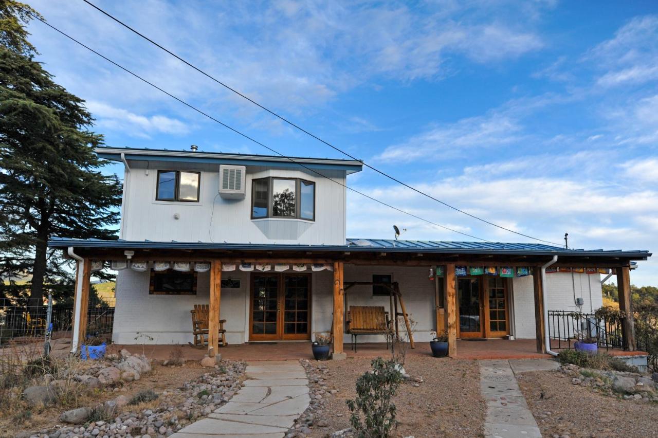 Heart And Wings Retreat Center Apartment Silver City Exterior photo